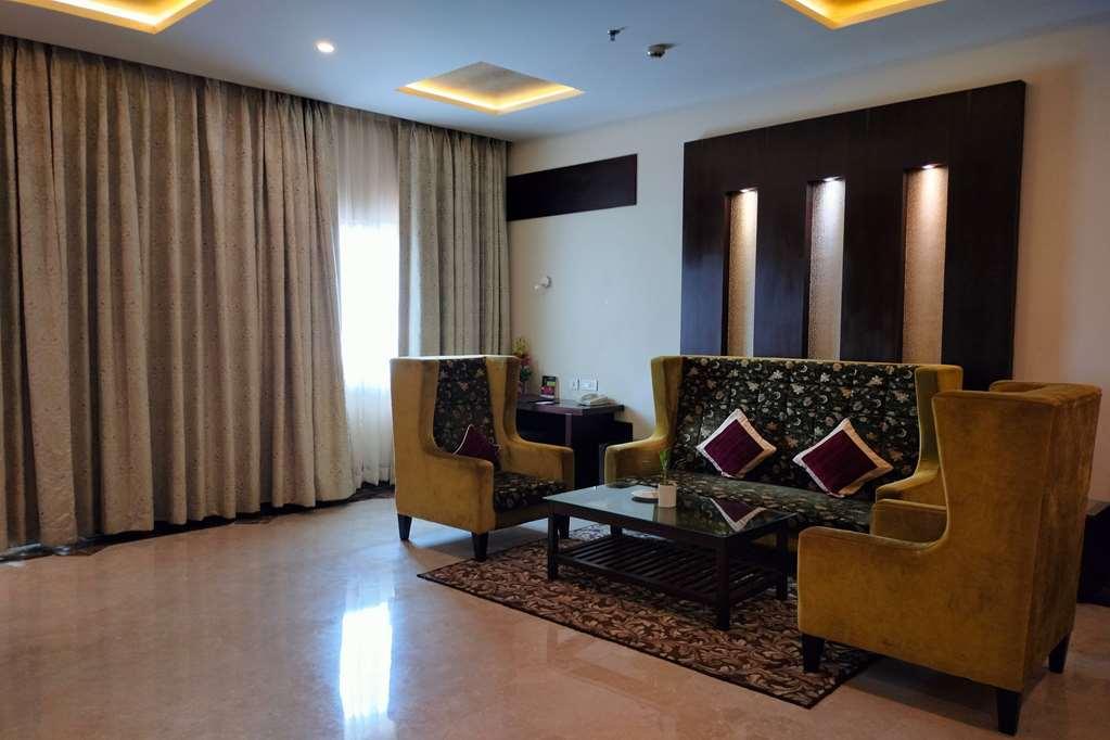 Ramada By Wyndham Varanasi Katesar Chandauli Quarto foto