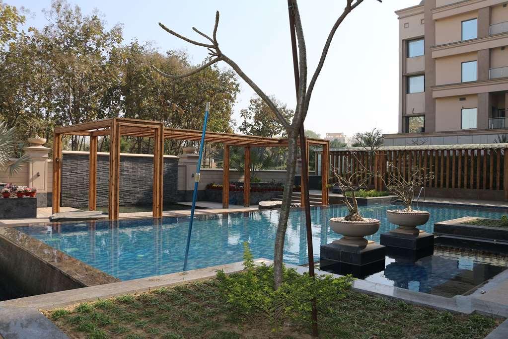 Ramada By Wyndham Varanasi Katesar Chandauli Facilidades foto