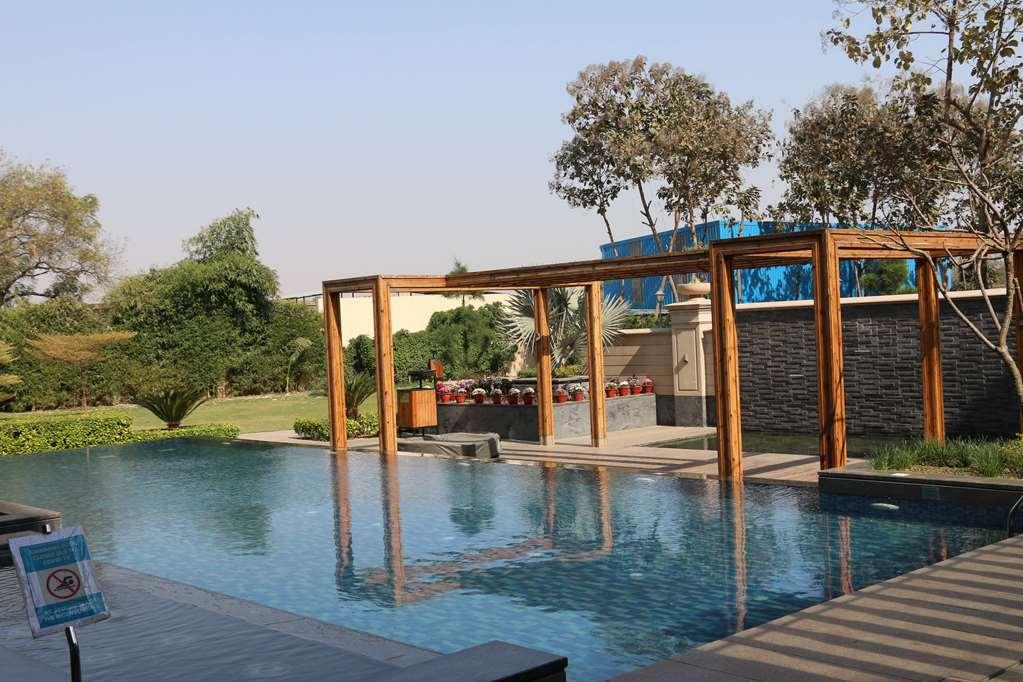 Ramada By Wyndham Varanasi Katesar Chandauli Facilidades foto